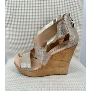 Diane Von Furstenberg size 9 wedge sandals heels light gold Opal